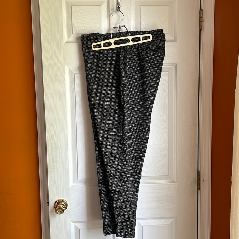 Lands End pull-on slim leg pants